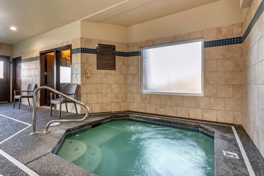 swimming pool spa