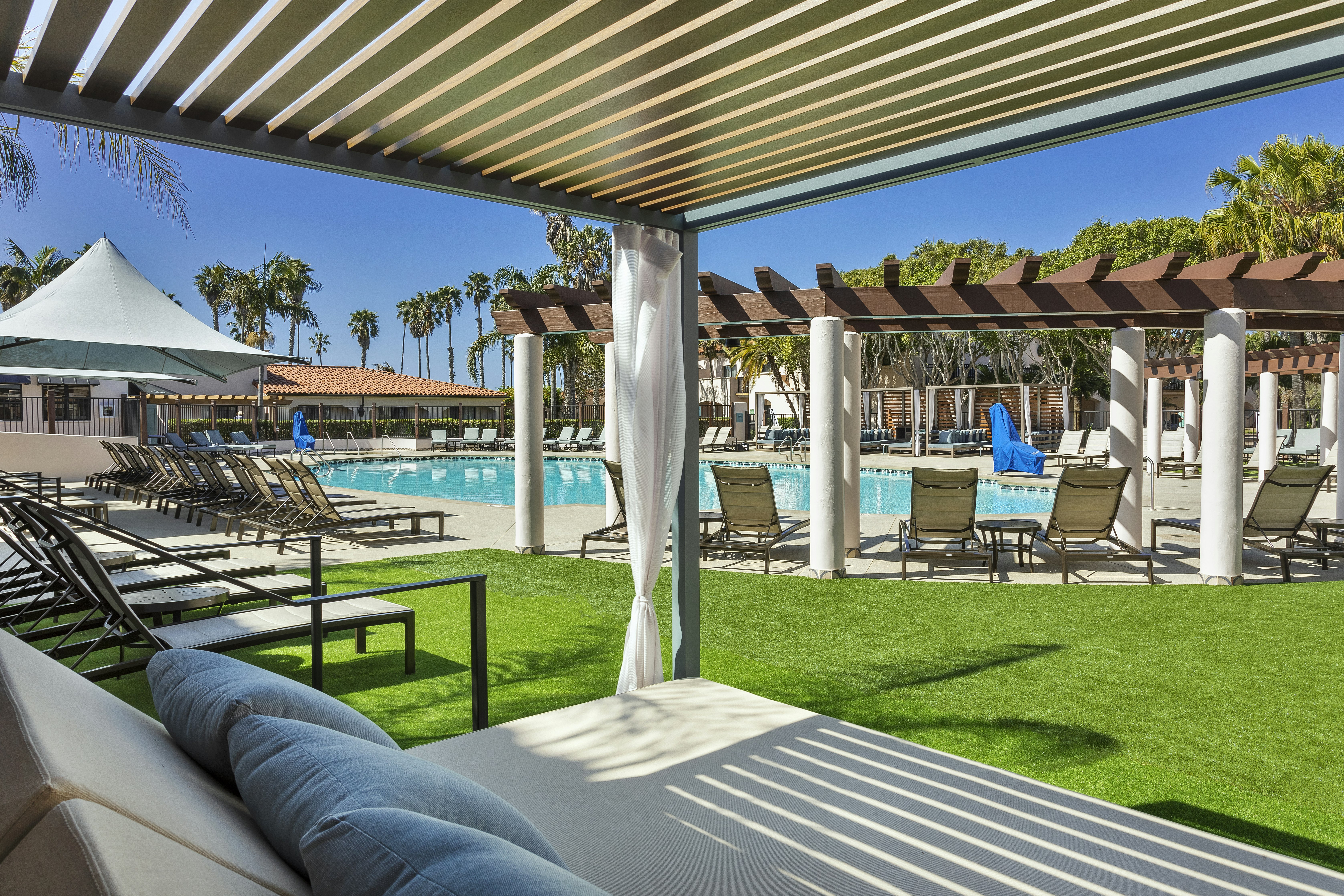 Hilton Santa Barbara Beachfront Resort 66/70
