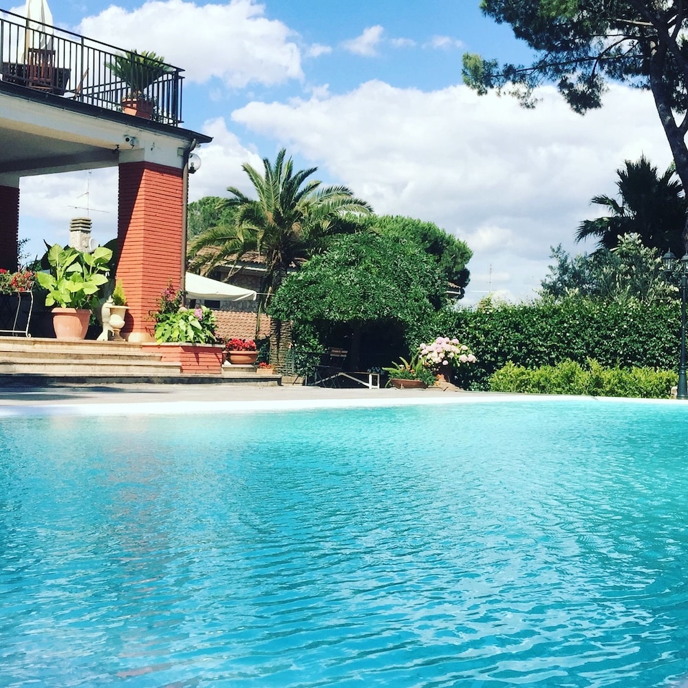 Relais Villa Italia 34/43