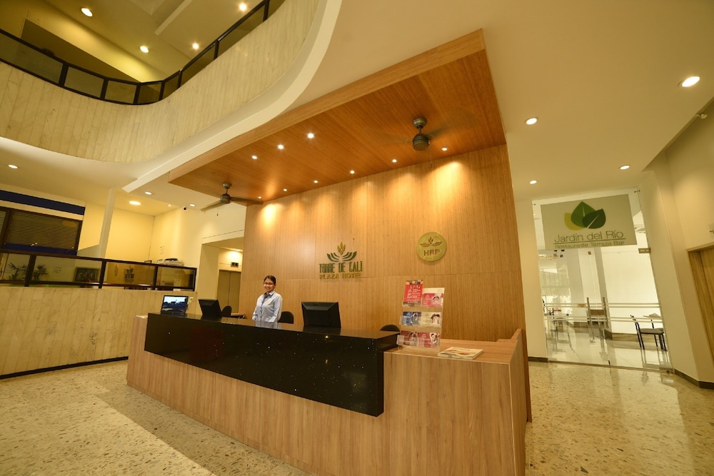 Torre de Cali Plaza Hotel 4/67