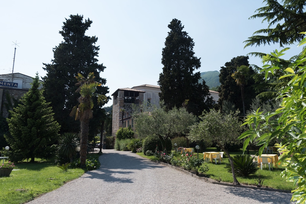 Hotel Maderno 35/46