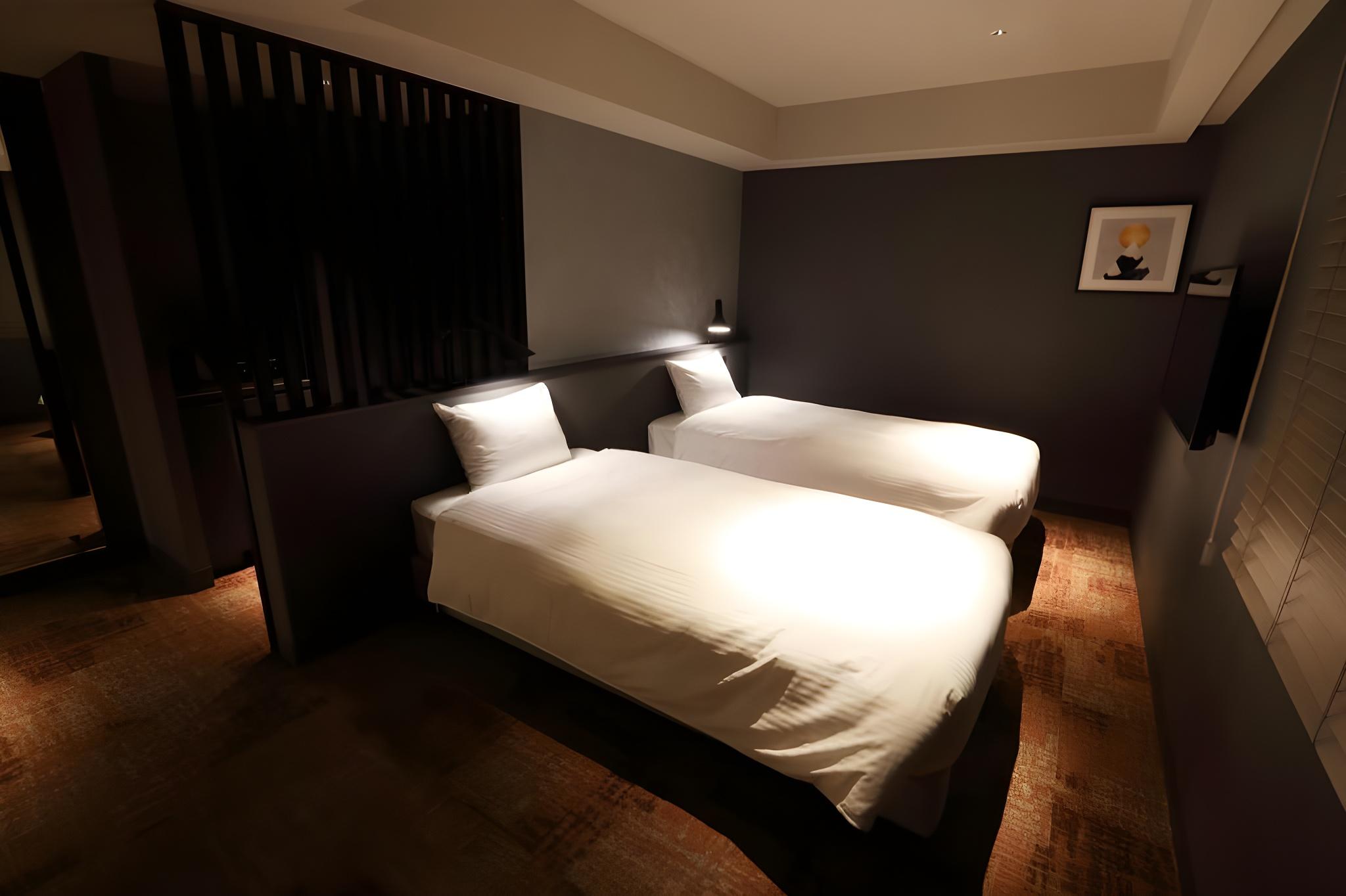 Suite, Twin Beds