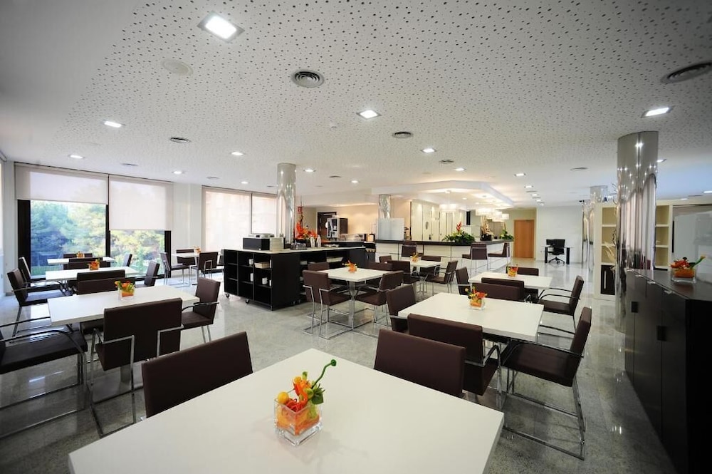 Hotel Desitges 69/76