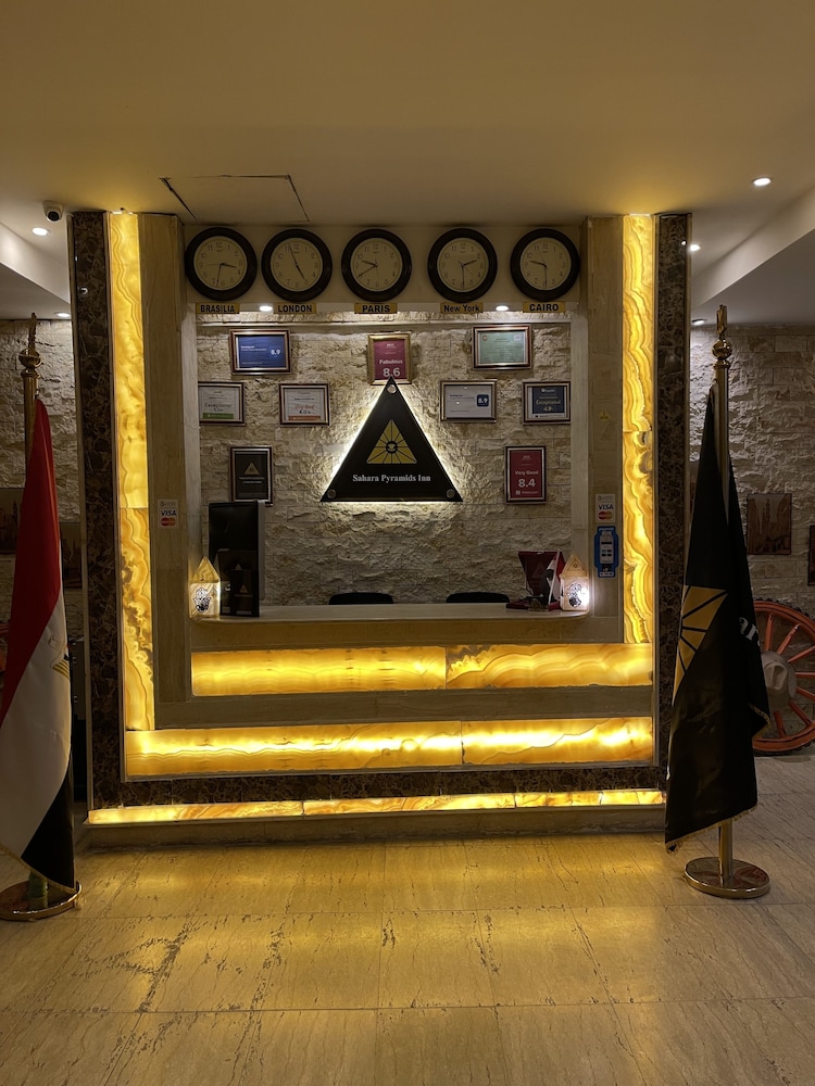 Sahara Pyramids Inn 5/50