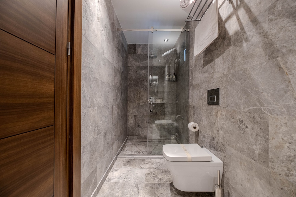B'Istanbul Hotel 49/50