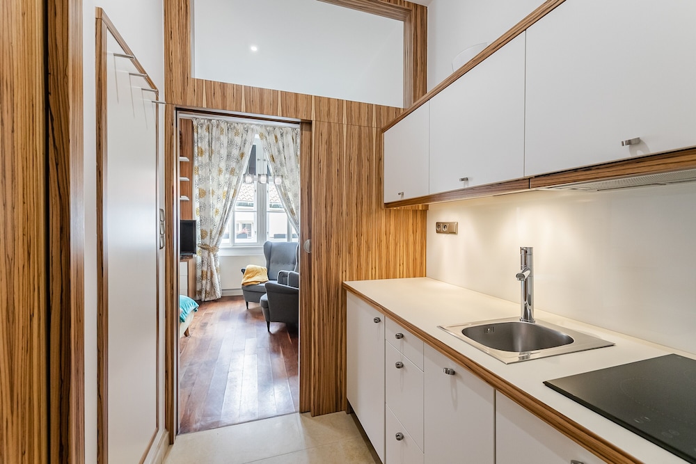 Malostranska Residence 70/72