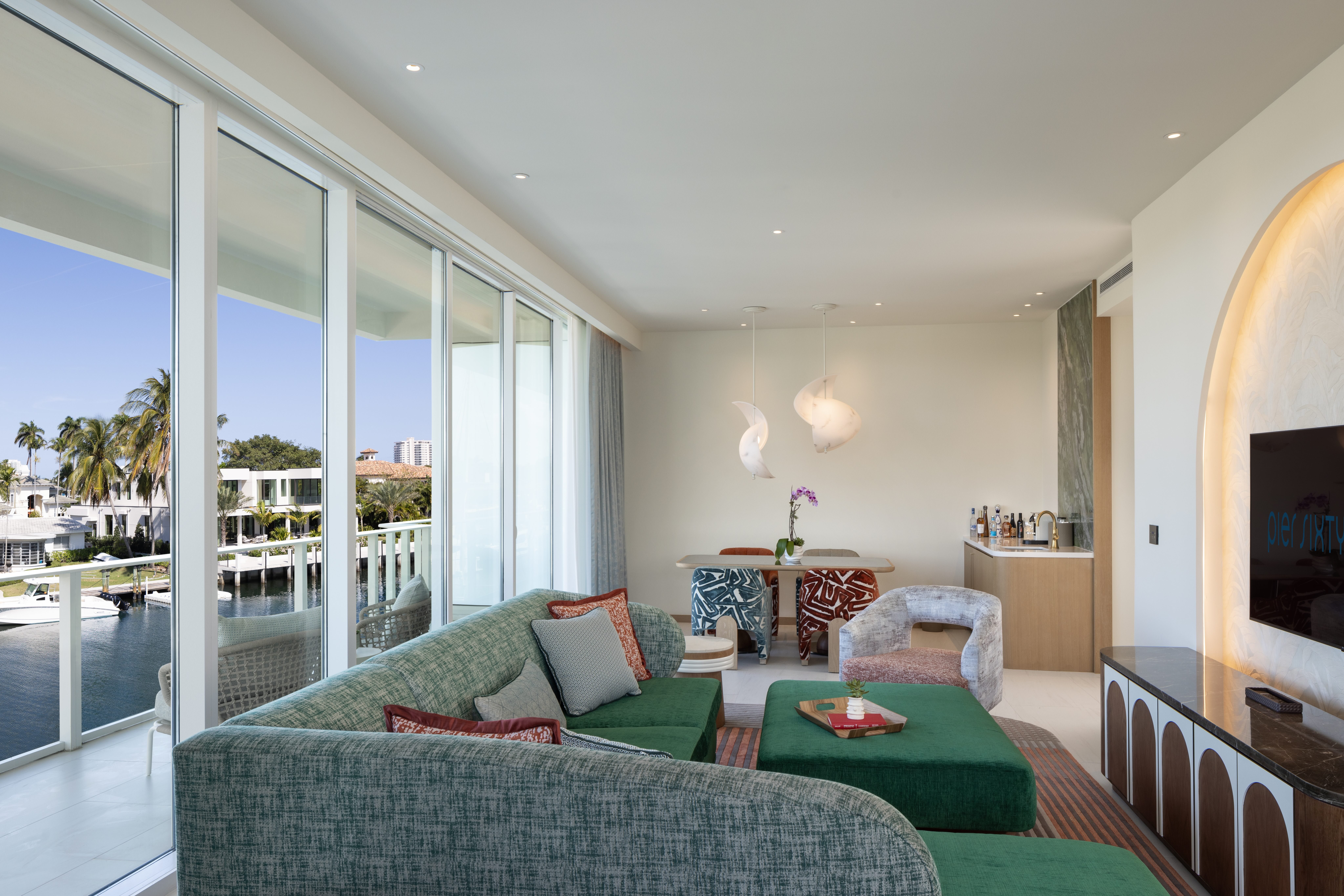 Pier Sixty Six Hotel And Marina 48/69
