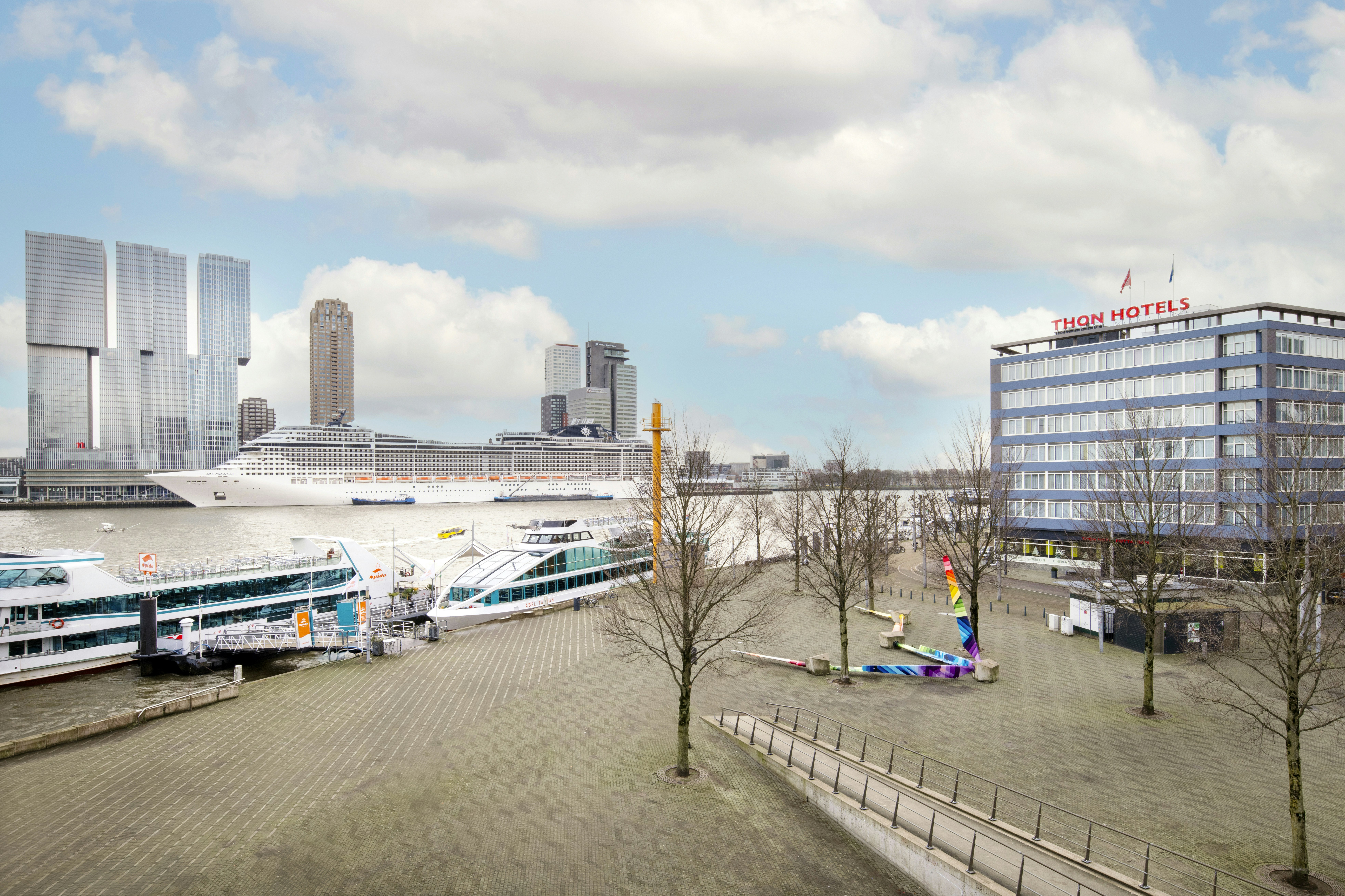 Thon Hotel Rotterdam 75/79