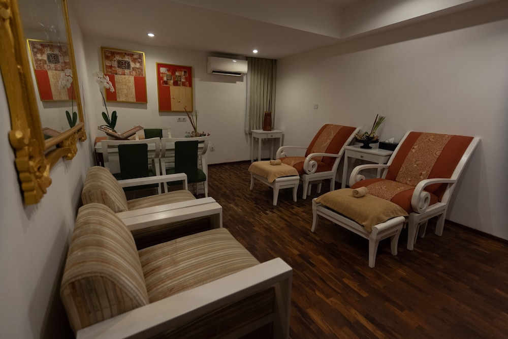 The Bene Hotel Kuta 44/68