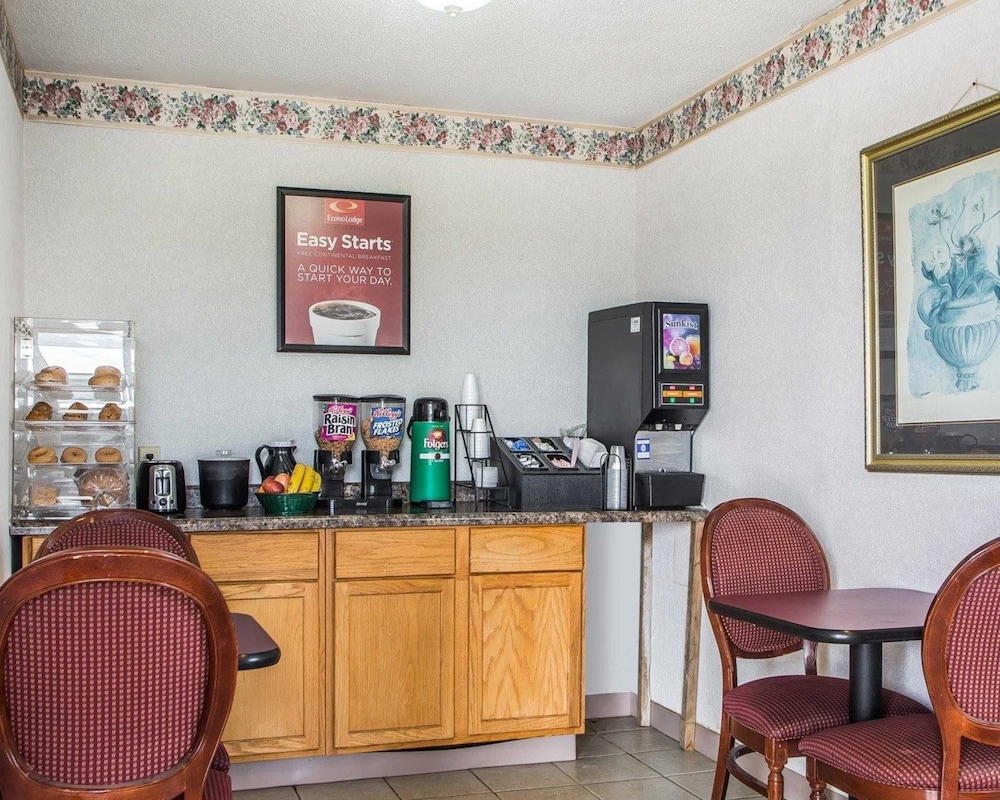 Rodeway Inn Montpelier 23/26