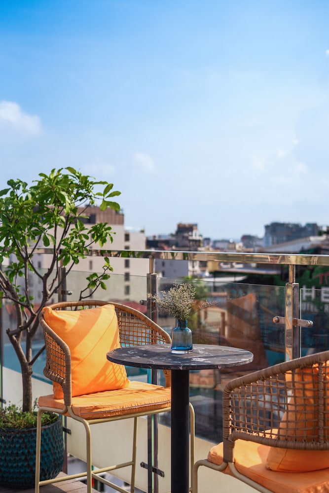 Anatole Hotel Hanoi 34/50