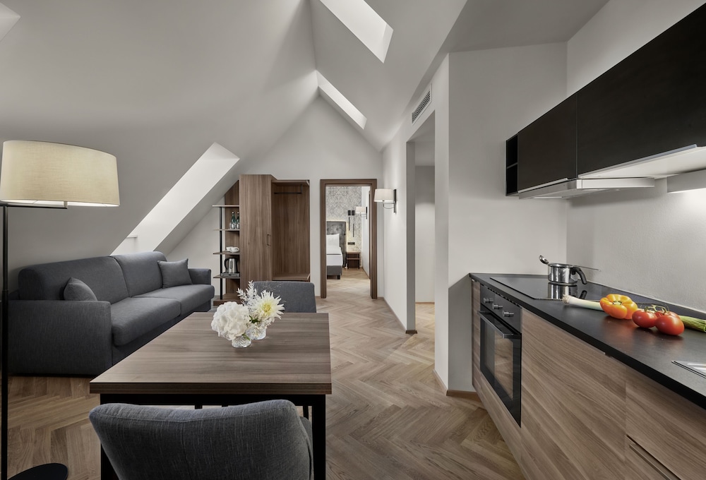Hotel Schwarzer Adler 45/48