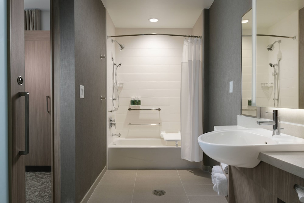 SpringHill Suites by Marriott Texas City 9/41