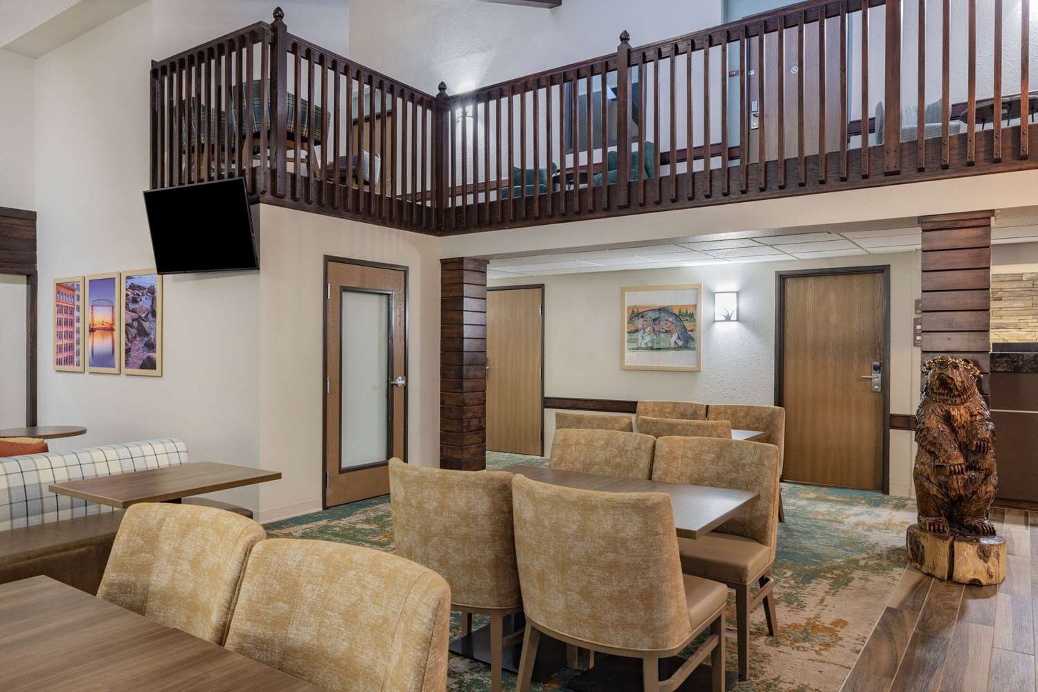 Americinn By Wyndham Proctor Duluth Black Woods 33/53