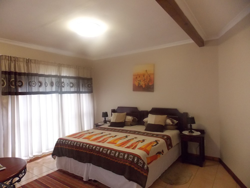 Bizafrika Guest Lodge &amp; Conference Center 12/50
