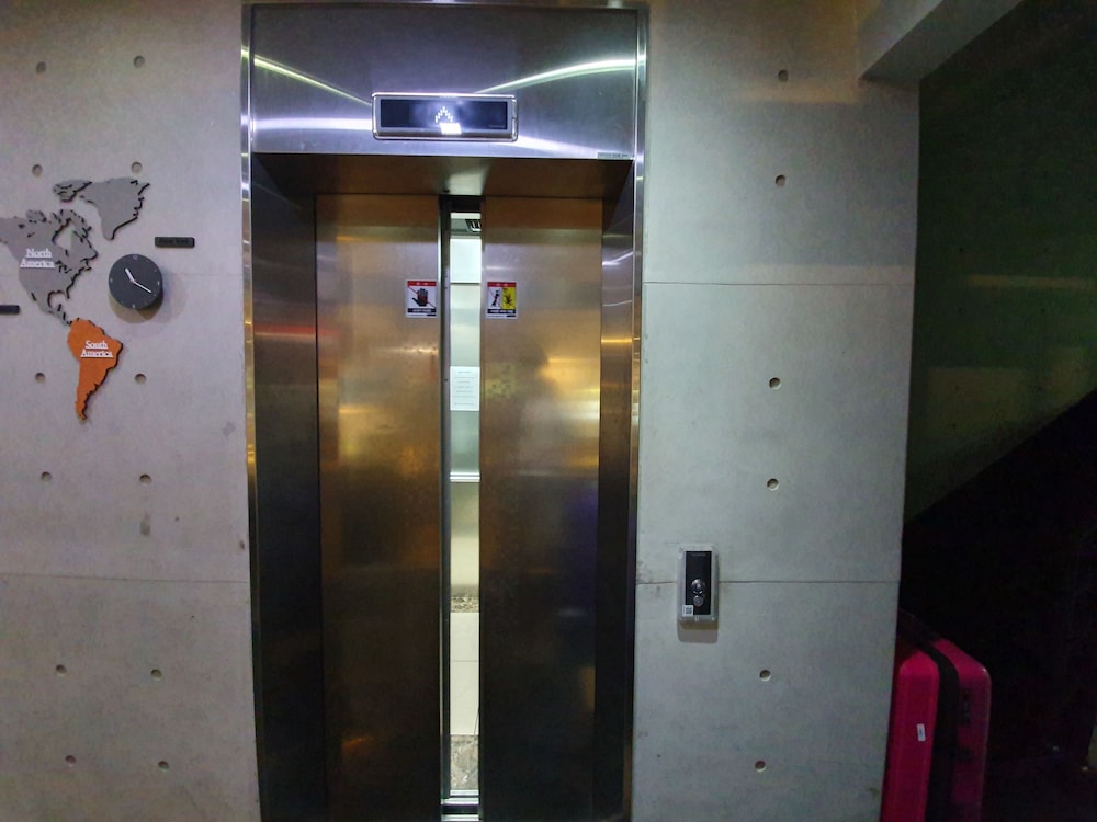 Myeongdong Stay7 5/50