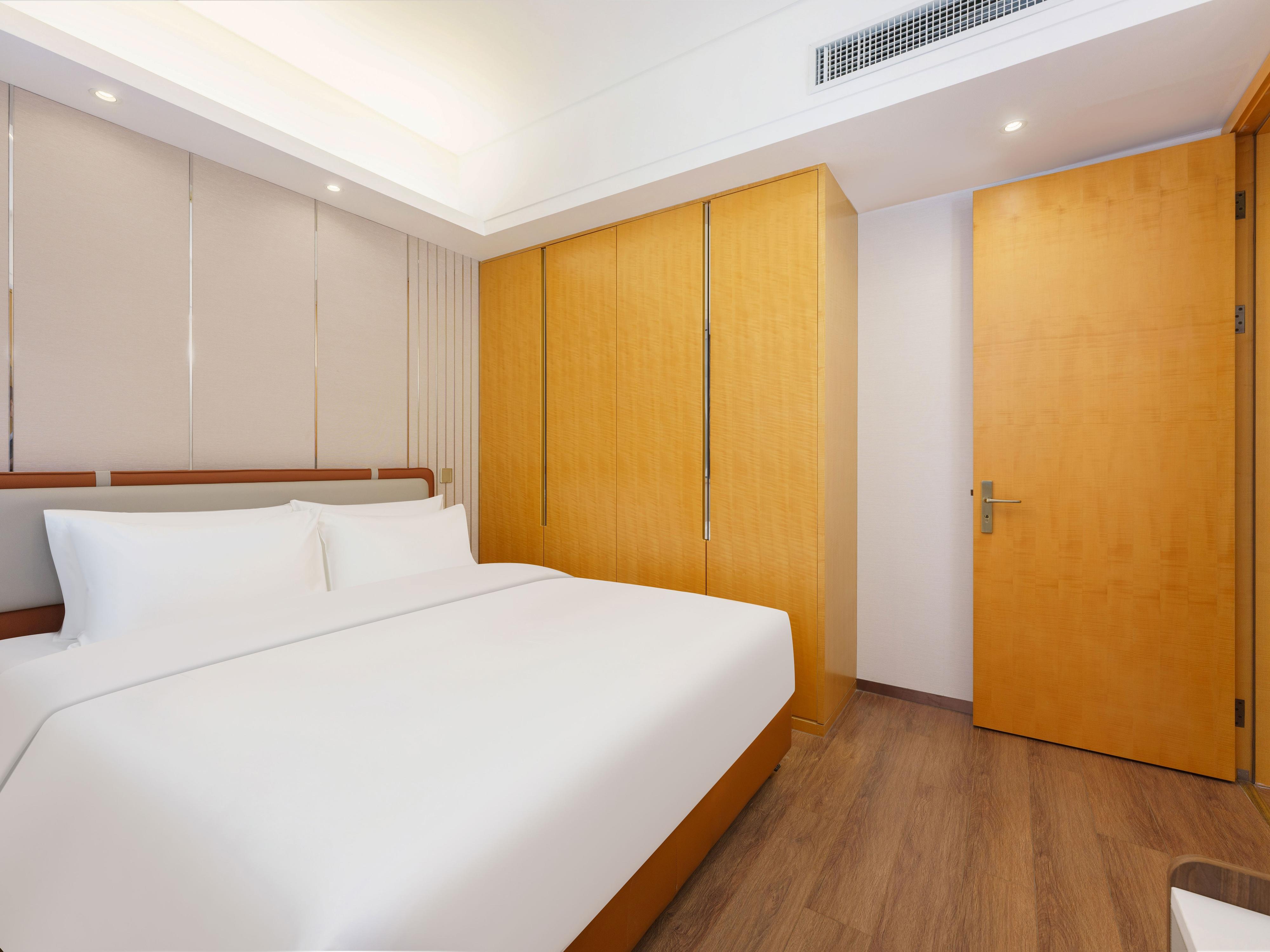 Novotel Dalian Zhongshan Square 11/36