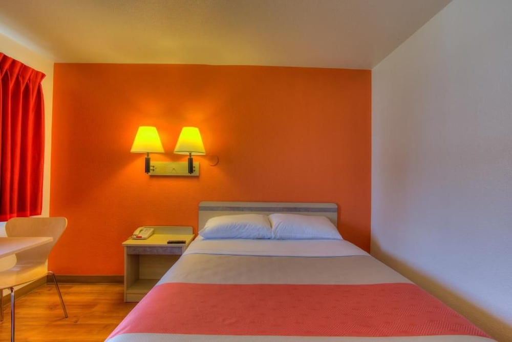 Motel6 Troutdale, OR - Portland East 43/59