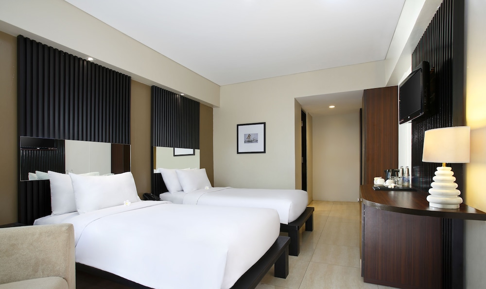 Hotel Santika Kuta Bali 7/29