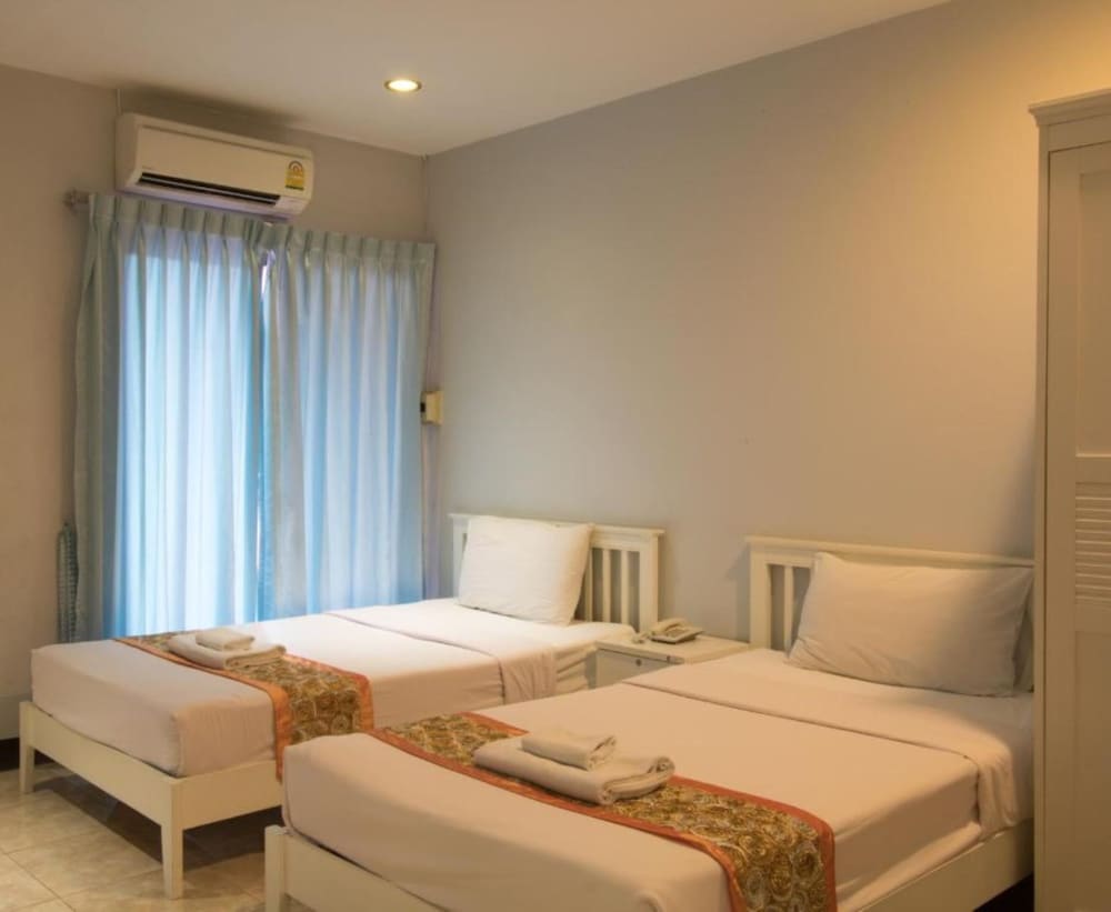 STANDARD, TWIN BEDS