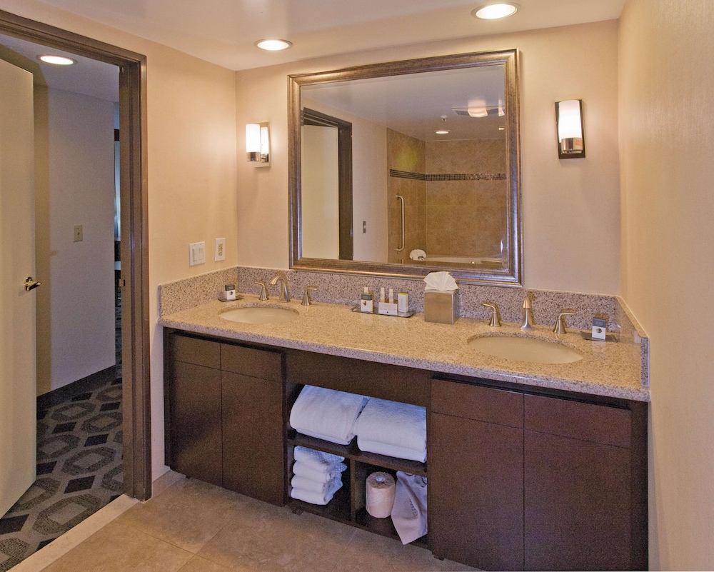 DoubleTree by Hilton Hotel Los Angeles Rosemead 17/42