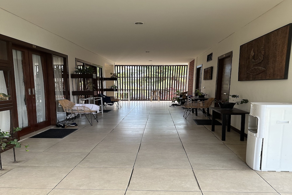 The Paving Villa 8/51
