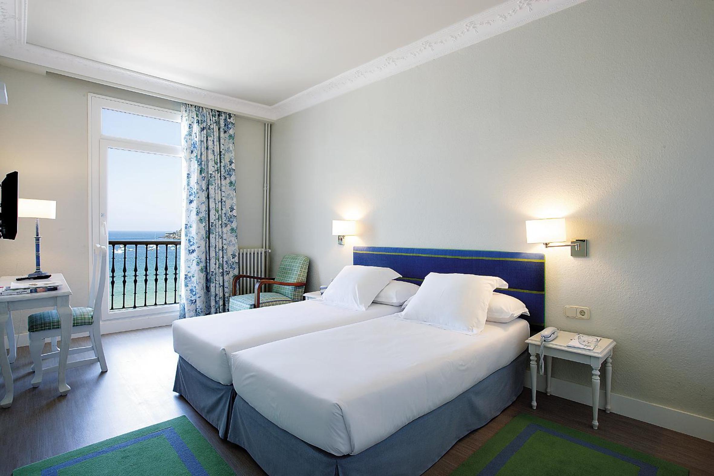 Hotel Niza 18/75