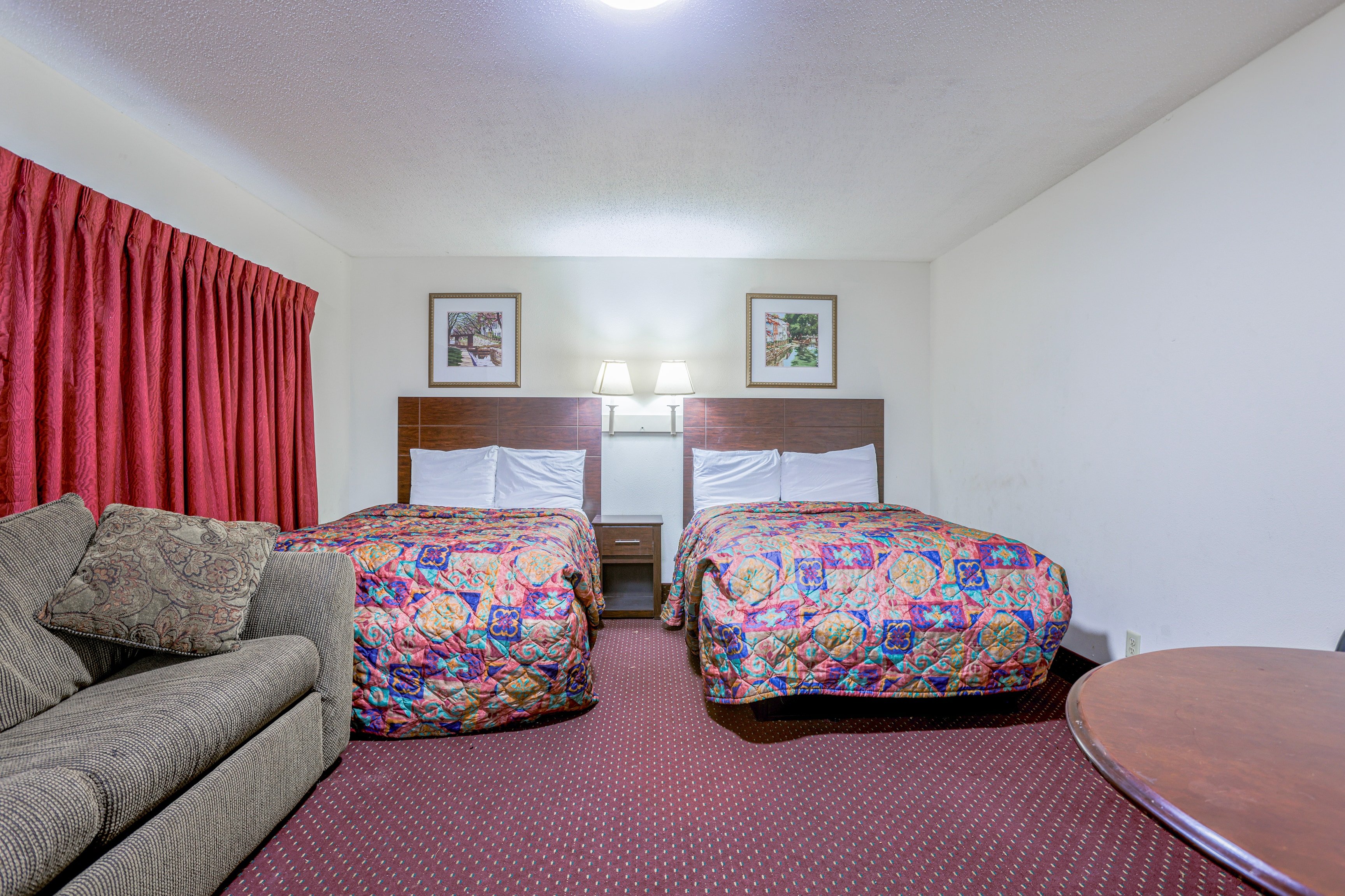 Whispering Pines by Hotel O Whitestone VA 32/50