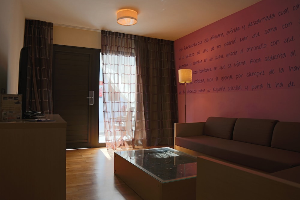 R2 Romantic Fantasia Dreams And Suites Hotel Adults Only 29/64