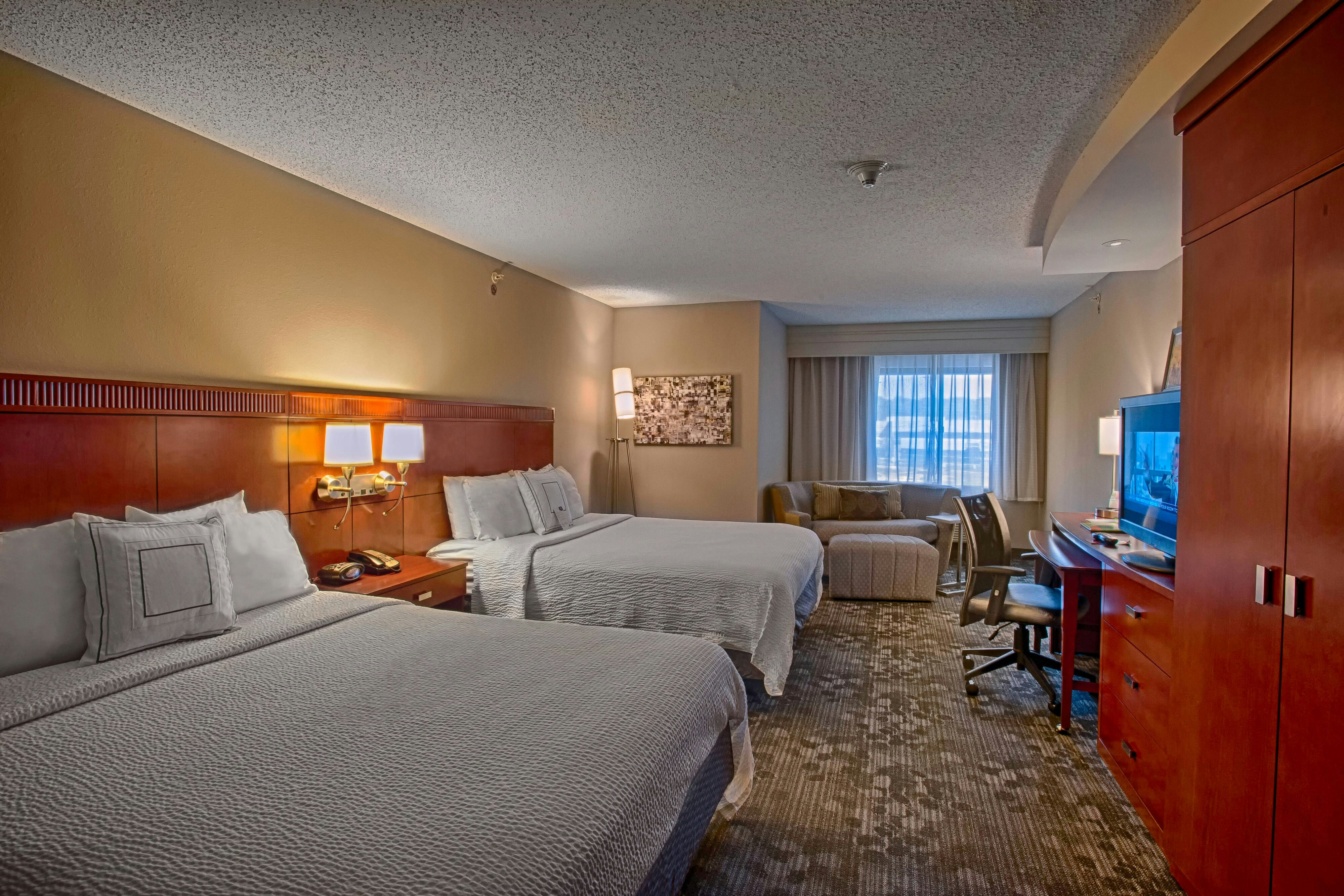 Courtyard By Marriott Wall At Monmouth Shores Corporate Park 7/30