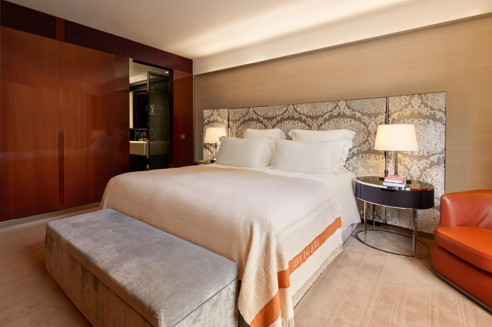 Deluxe, Double Bed