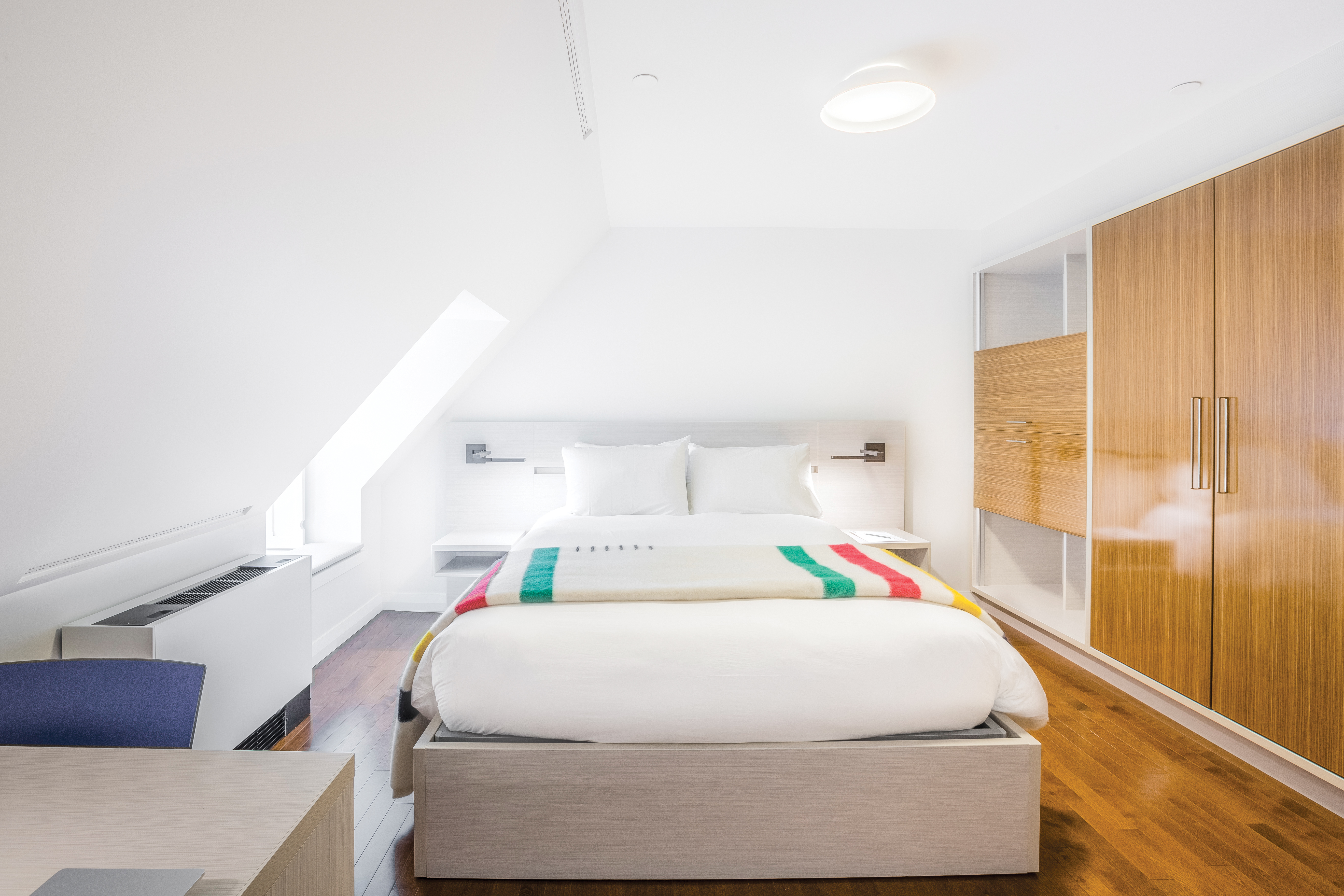 Room, Queen Bed