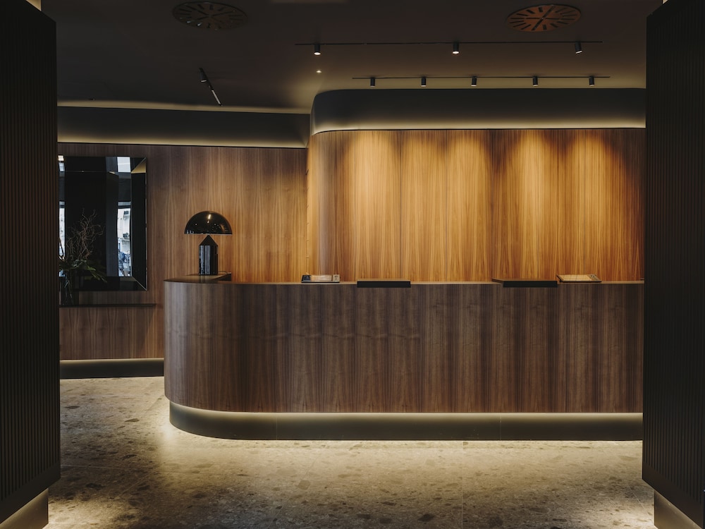 El Moderne Hotel 3/50