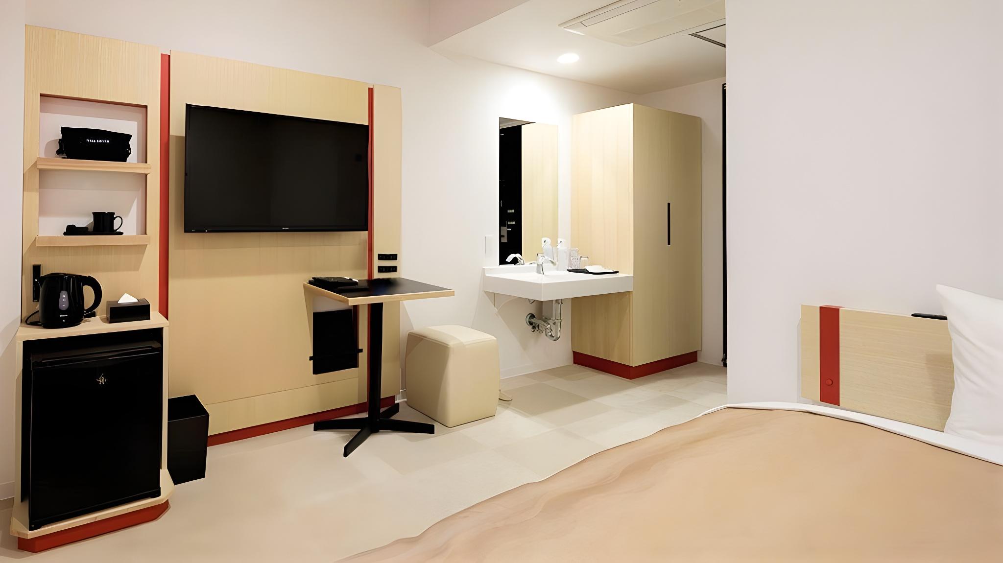 Semi Room, Semi Double Bed, Accessible