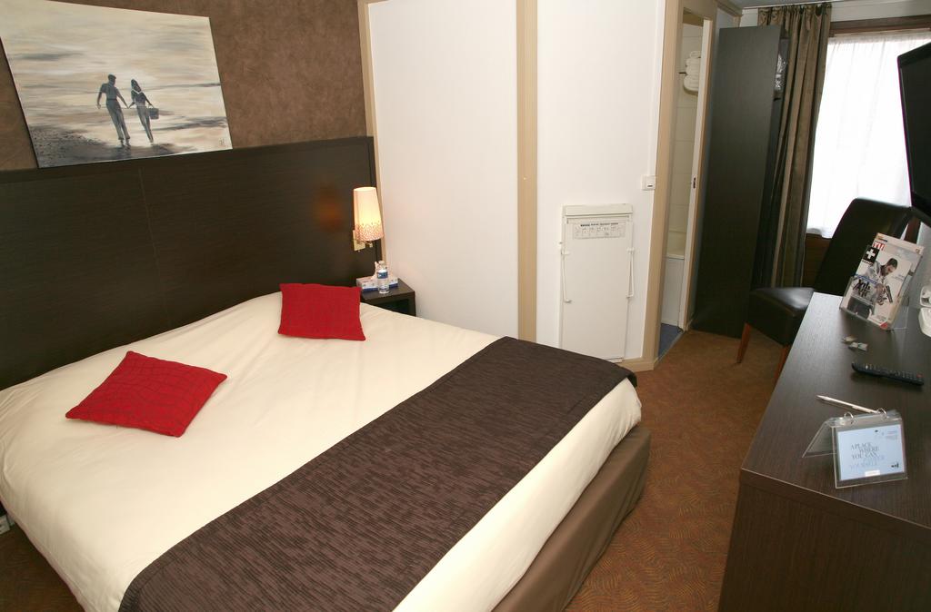 Standard, Double Bed