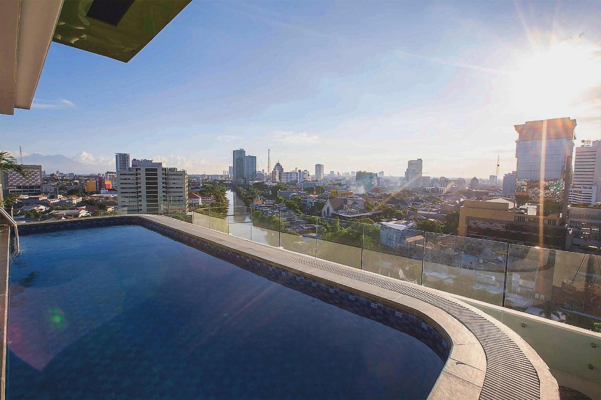 The Life Styles Hotel Surabaya 49/50