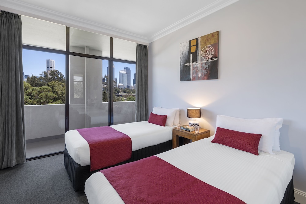 2 BEDROOMS, APARTMENT, BALCONY