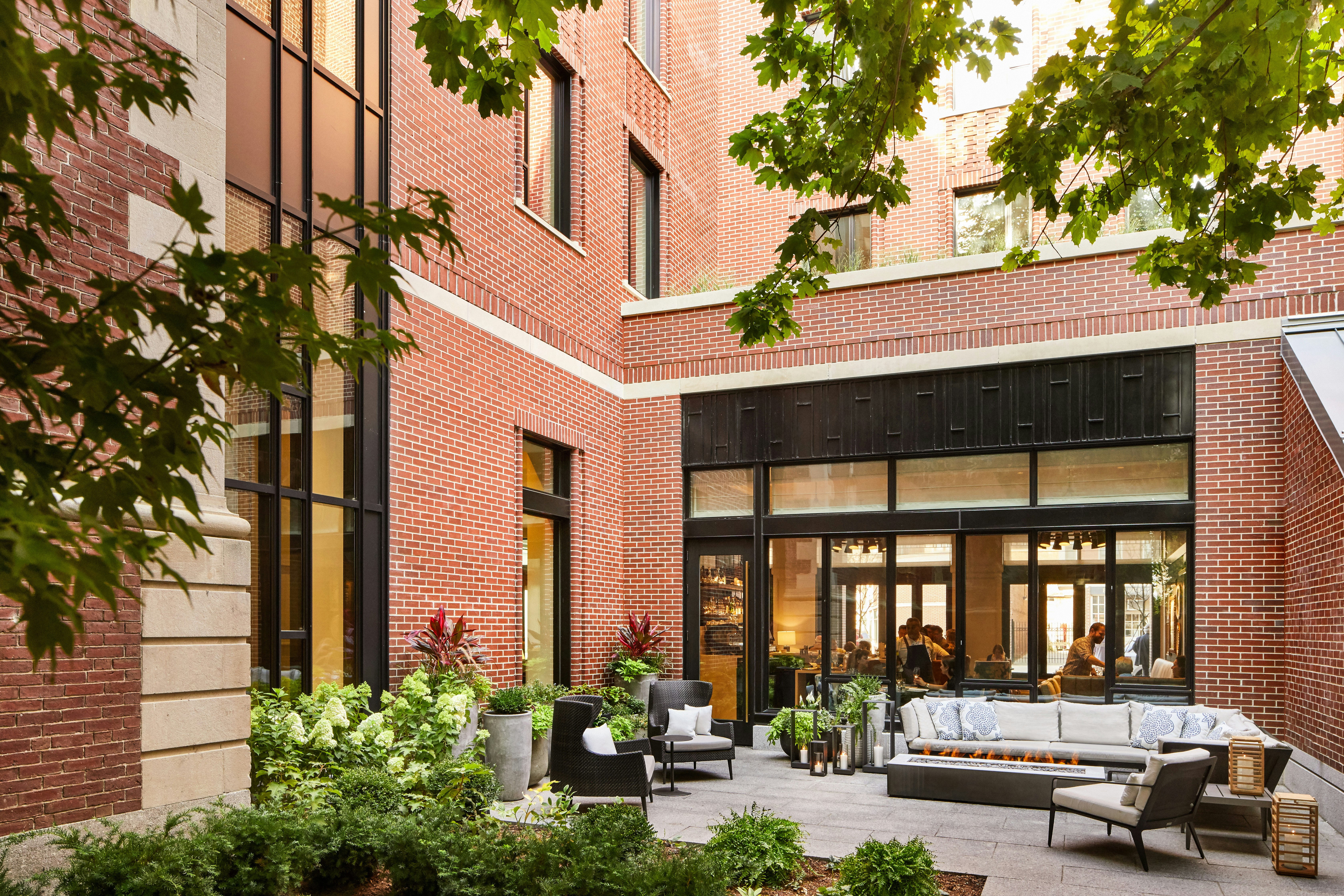 Whitney Hotel Boston 5/81