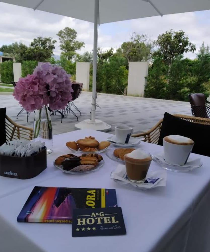 A&G Hotel 27/43