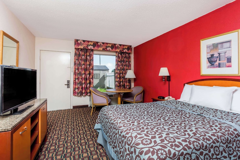 Days Inn by Wyndham Augusta Wheeler Road 24/55