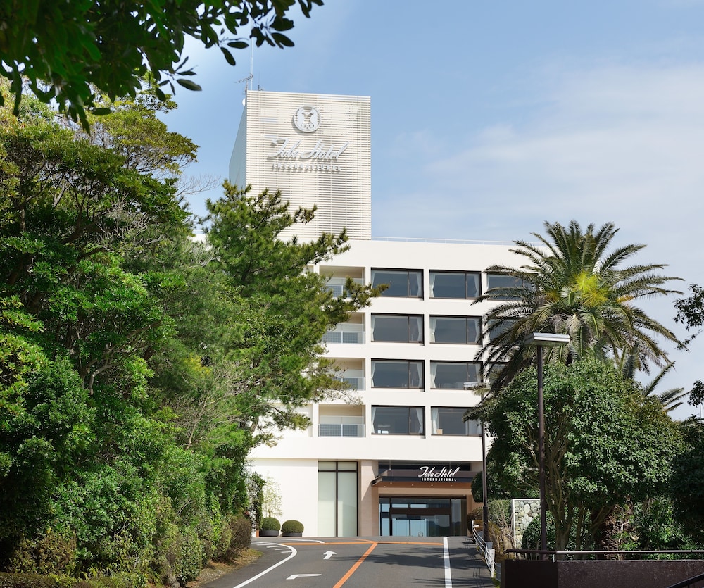 Toba Hotel International (ex. Toba Kokusai Hotel) 5/50