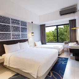 Plus, Studio, King Bed