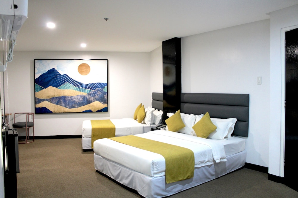 Palette Angeles, Clark International Airport, Formerly Boss Hotel 40/61