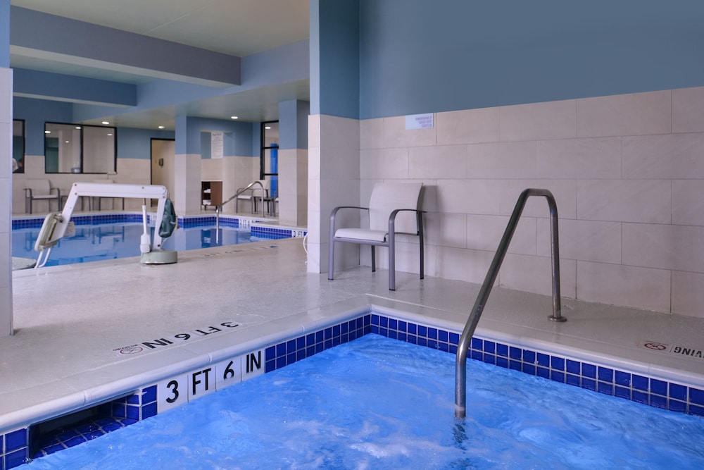 swimming pool spa