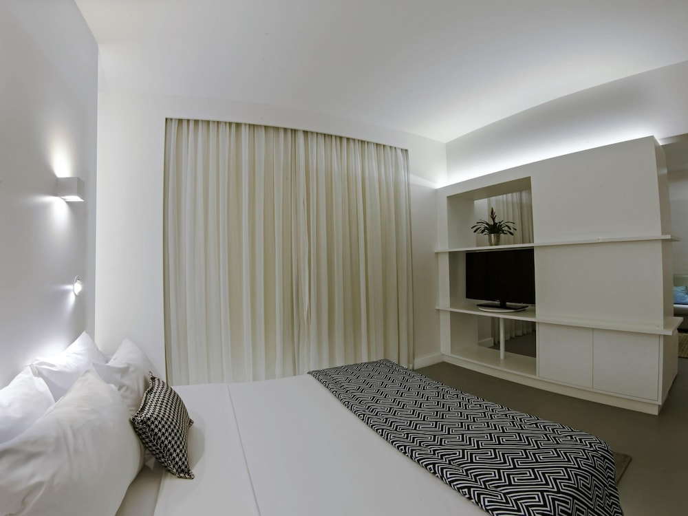 IBIS STYLES PARAUAPEBAS 28/75