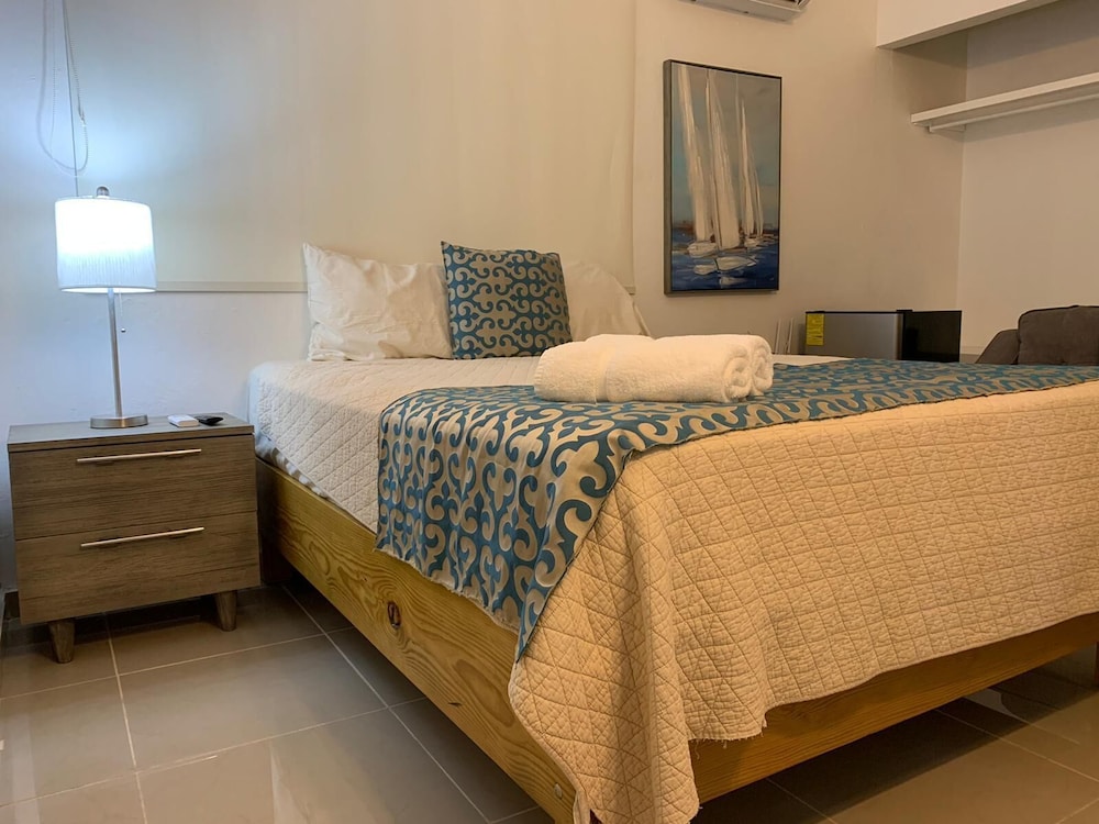 Placid Suites (ex. HM Suites) 37/50