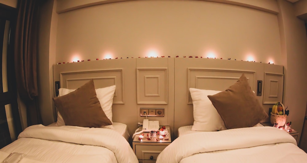 X Nellyi Boutique Hotel 17/50