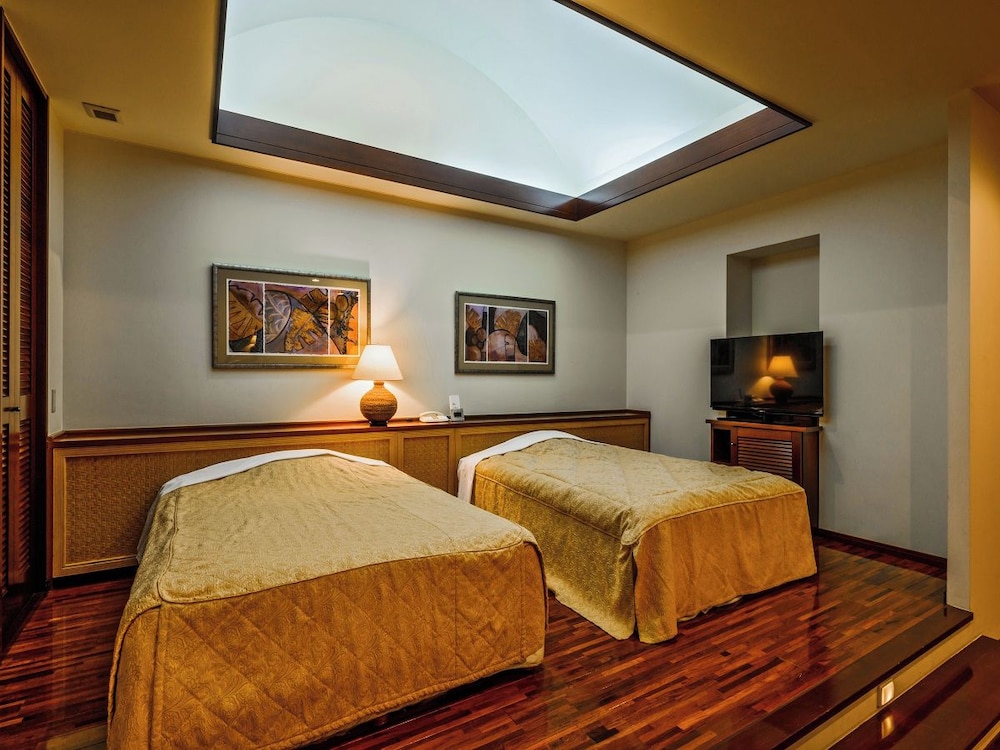 Kanucha Bay Hotels and Villas 18/80