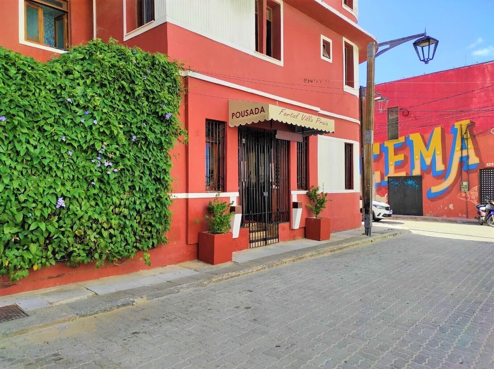 Pousada Iracema Villa Praia 64/67
