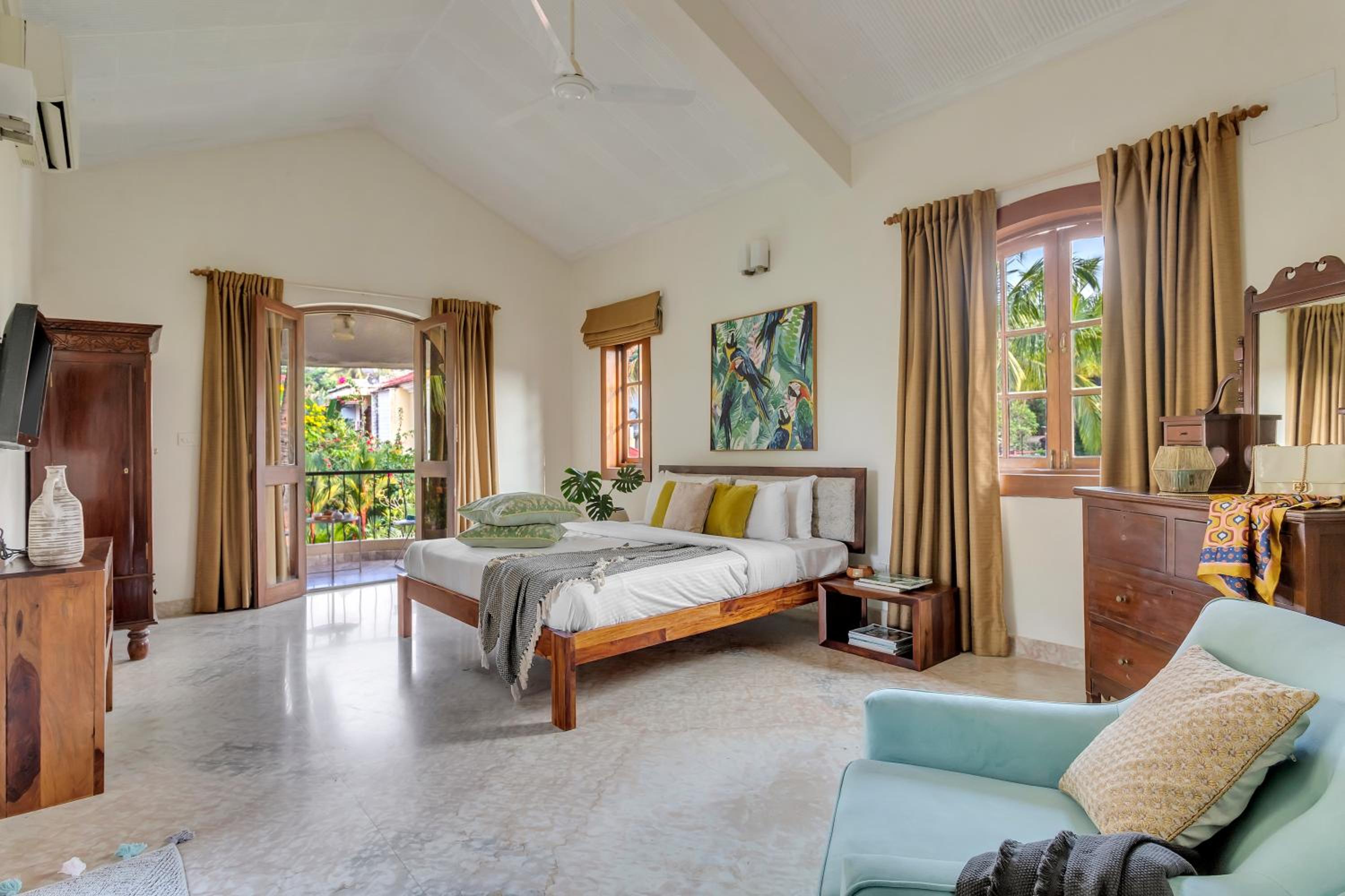 3 Bedrooms, Royal, Villa